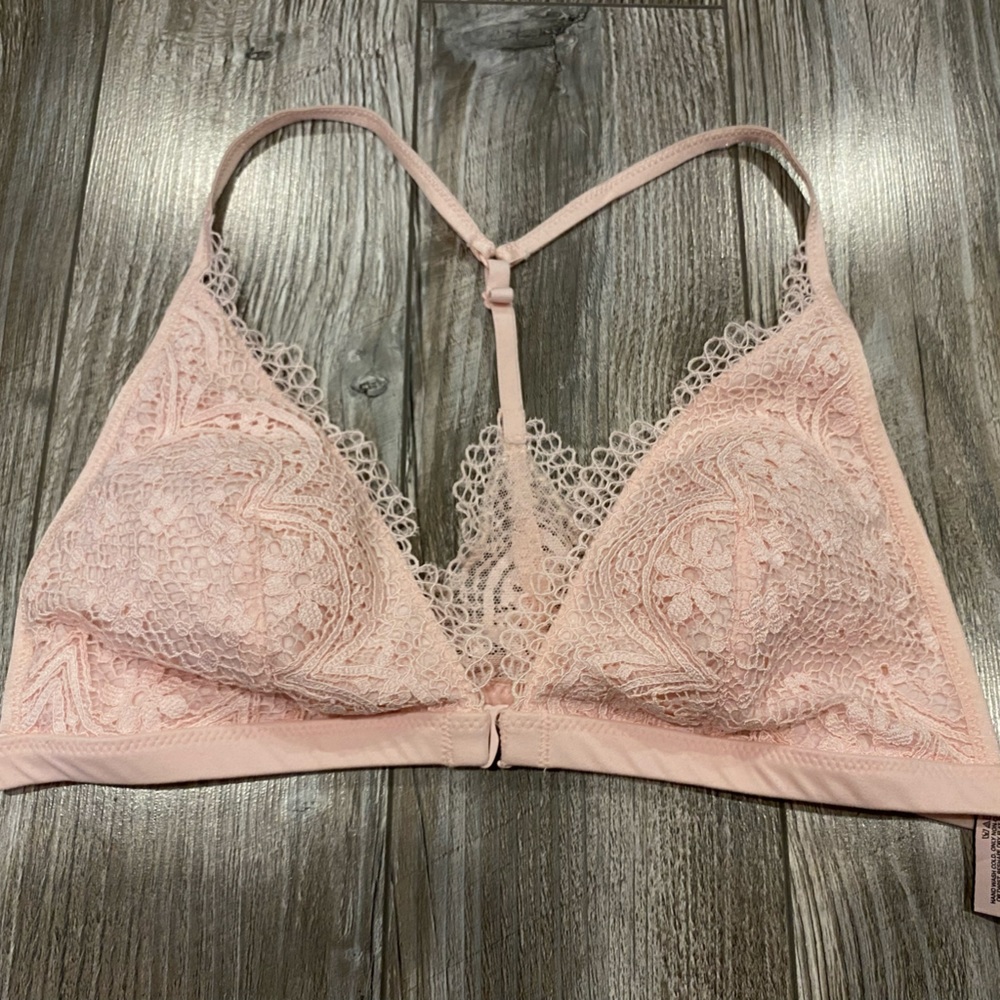 Victoria's Secret Light Pink Lace Bralette